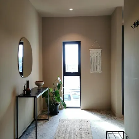 Spacious And Sunny Family Close To The * סאנדפיורד