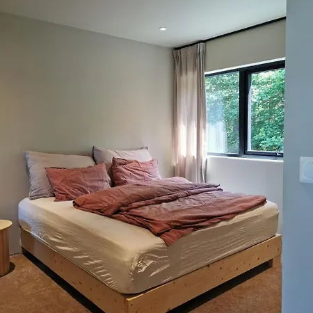 Spacious And Sunny Family Close To The *