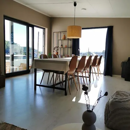 Spacious And Sunny Family Close To The בית נופש סאנדפיורד